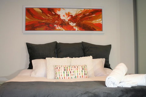Modern Executive Apt@Barton*1BR*WiFi*Gym*Secure Parking*Canberra - Great Ocean Road Tourism 6