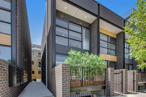 Accommodate Canberra - Parbery - Great Ocean Road Tourism 8