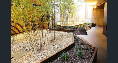 Stylish, Modern, Cute As A Button - Braddon CBD - Great Ocean Road Tourism 2