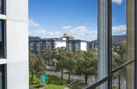 Mantra On Northbourne - Great Ocean Road Tourism 24