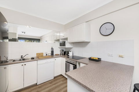 Accommodate Canberra - The Summit - Great Ocean Road Tourism 13