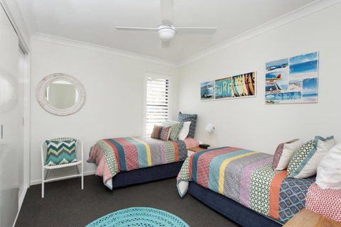 Mollymook Beachfront Penthouse 9 - Great Ocean Road Tourism 6