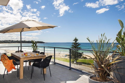 Mollymook Beachfront Penthouse 9 - Great Ocean Road Tourism 3