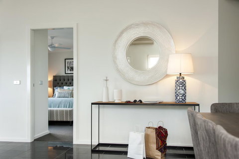 Mollymook Beachfront Penthouse 9 - Great Ocean Road Tourism 10