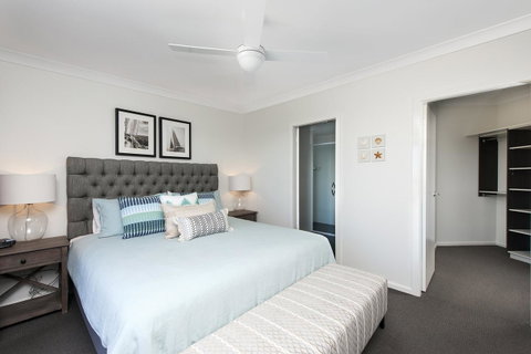Mollymook Beachfront Penthouse 9 - Great Ocean Road Tourism 11