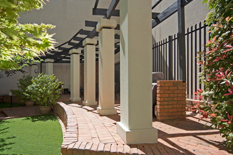 BreakFree Capital Tower Apartments - Great Ocean Road Tourism 9