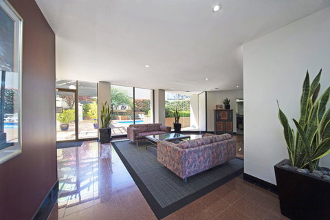 BreakFree Capital Tower Apartments - Great Ocean Road Tourism 22