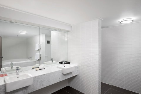 Rydges Canberra - Great Ocean Road Tourism 39