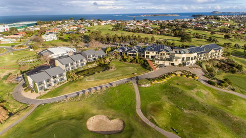 McCracken Country Club - Great Ocean Road Tourism 1