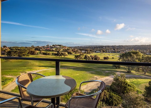 McCracken Country Club - Great Ocean Road Tourism 14