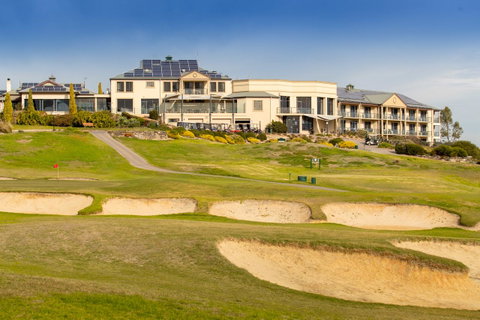 McCracken Country Club - Great Ocean Road Tourism 0