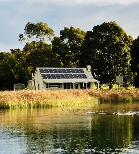 The Lake House Retreat - Great Ocean Road Tourism 0