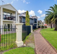 Port Adelaide Harbourside House - Great Ocean Road Tourism