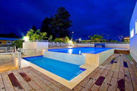 Lakeside Waterfront Apartment The Entrance - Great Ocean Road Tourism 14