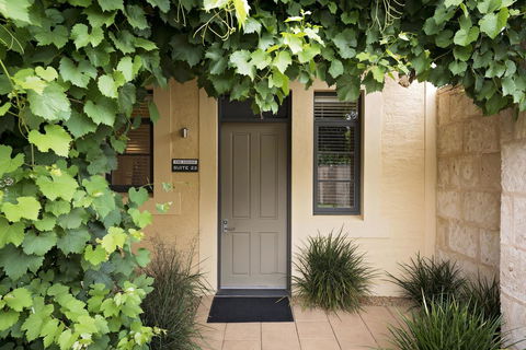 The Louise - Great Ocean Road Tourism 5