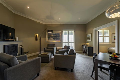 The Louise - Great Ocean Road Tourism 8