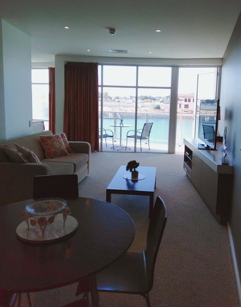 Wallaroo Marina Executive Apartments - Great Ocean Road Tourism 5