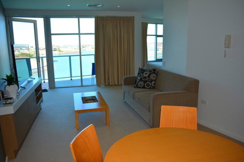 Wallaroo Marina Luxury Apartment - Great Ocean Road Tourism 5