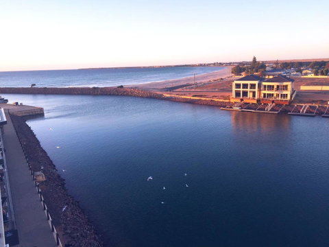 Wallaroo Marina Luxury Apartment - Great Ocean Road Tourism 25