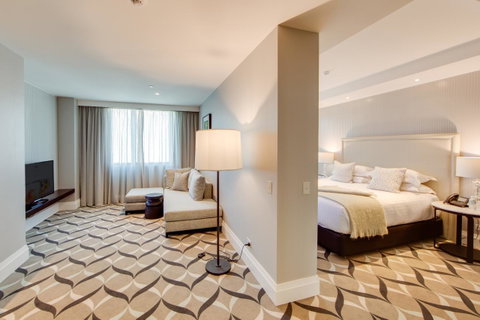 Mayfair Hotel - Great Ocean Road Tourism 4