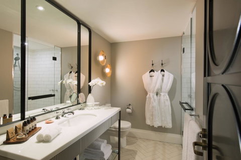 Mayfair Hotel - Great Ocean Road Tourism 12
