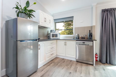 McLaren Vale Getaway - Great Ocean Road Tourism 9