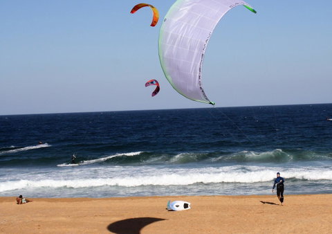 Serenity On Narrabeen Beach - 1Bdr Beachside Retreat - Great Ocean Road Tourism 0