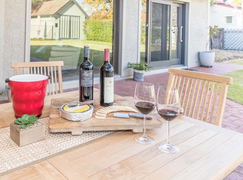 The Tudor House - Great Ocean Road Tourism 18