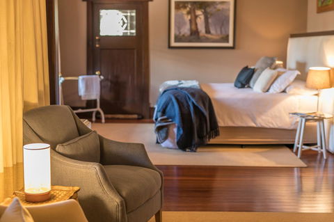 The Tudor House - Great Ocean Road Tourism 1