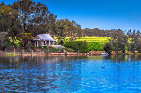Stonewell Cottages And Vineyards - Great Ocean Road Tourism 4