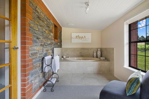 Stonewell Cottages And Vineyards - Great Ocean Road Tourism 14