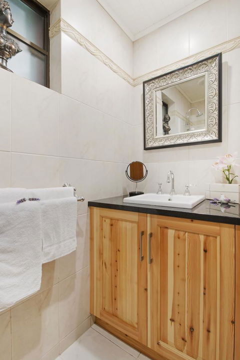 Stonewell Cottages And Vineyards - Great Ocean Road Tourism 21