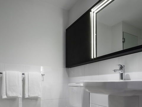 Ibis Adelaide - Great Ocean Road Tourism 10