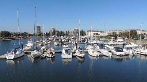 Glenelg - Marina Retreat - Great Ocean Road Tourism 0