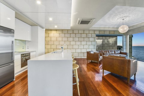 Aloha Waterfront Properties - Great Ocean Road Tourism 22