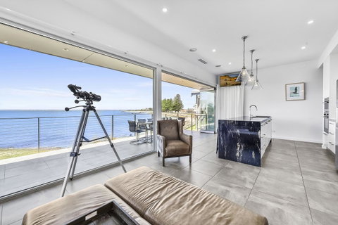 Aloha Waterfront Properties - Great Ocean Road Tourism 8