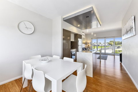 Aloha Waterfront Properties - Great Ocean Road Tourism 27