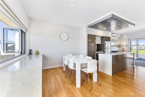 Aloha Waterfront Properties - Great Ocean Road Tourism 28