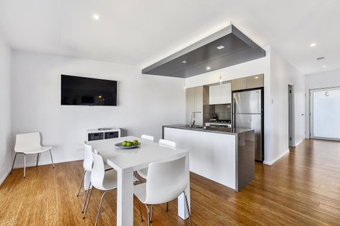 Aloha Waterfront Properties - Great Ocean Road Tourism 16