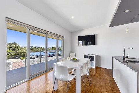 Aloha Waterfront Properties - Great Ocean Road Tourism 20