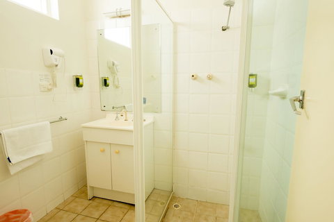 Jacksons Motor Inn - Great Ocean Road Tourism 28