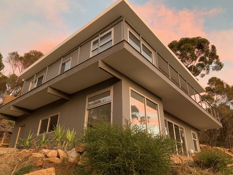 Sunrise On Falie Seaview Eco Accommodation - Great Ocean Road Tourism 11