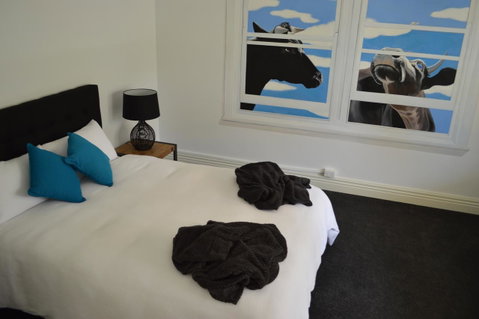 Two Cow Cottage Bed & Breakfast - Great Ocean Road Tourism 23