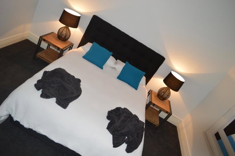 Two Cow Cottage Bed & Breakfast - Great Ocean Road Tourism 17