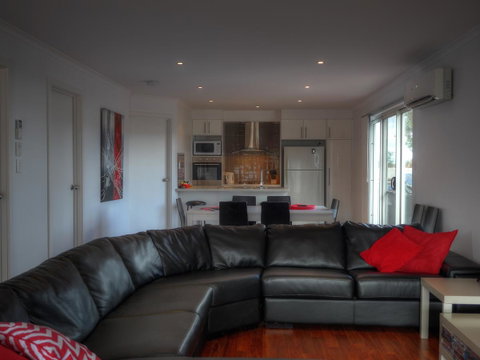 Home On Torrens - Great Ocean Road Tourism 28
