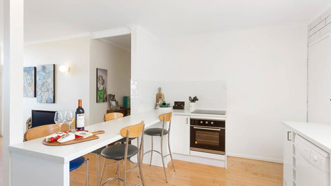 Victor Apartments - Great Ocean Road Tourism 17