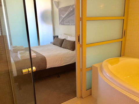 Adelaide DressCircle Apartments - North Terrace - Great Ocean Road Tourism 17