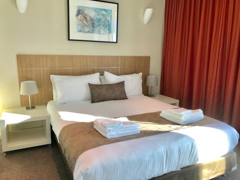 Adelaide DressCircle Apartments - North Terrace - Great Ocean Road Tourism 5
