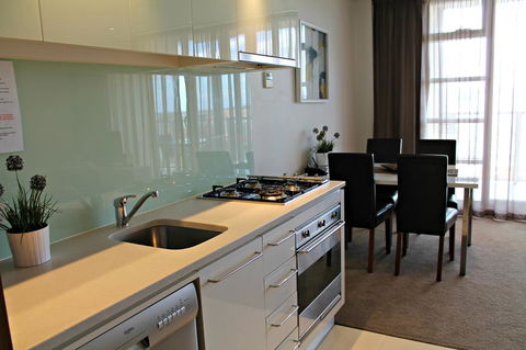 Adelaide DressCircle Apartments - North Terrace - Great Ocean Road Tourism 28