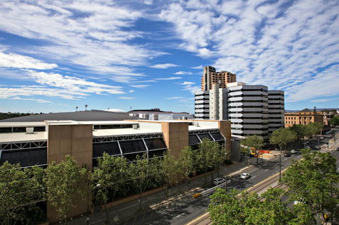 Adelaide DressCircle Apartments - North Terrace - Great Ocean Road Tourism 35